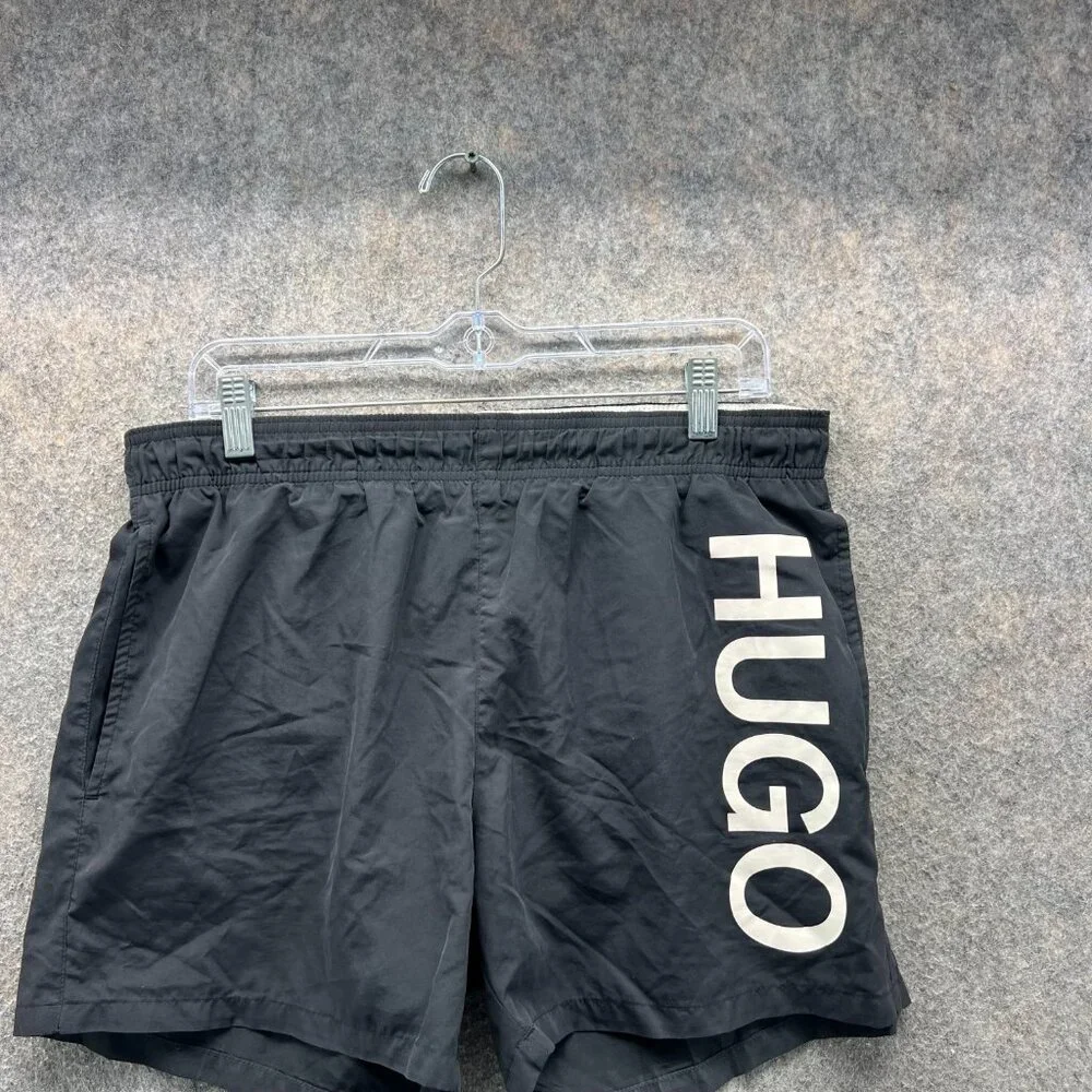 Hugo Boss Shorts Men Large Adult Black White Swimwear Trunk Lined Spell out